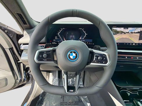 New 2027 BMW 550e xDrive w/ Executive Package AWD/4WD image 38