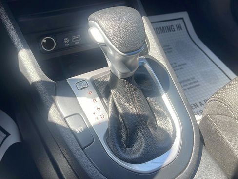 Used 2020 Kia Forte LXS FWD image 21