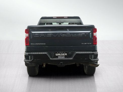 Used 2019 Chevrolet Silverado 1500 Custom Trail Boss AWD/4WD image 4