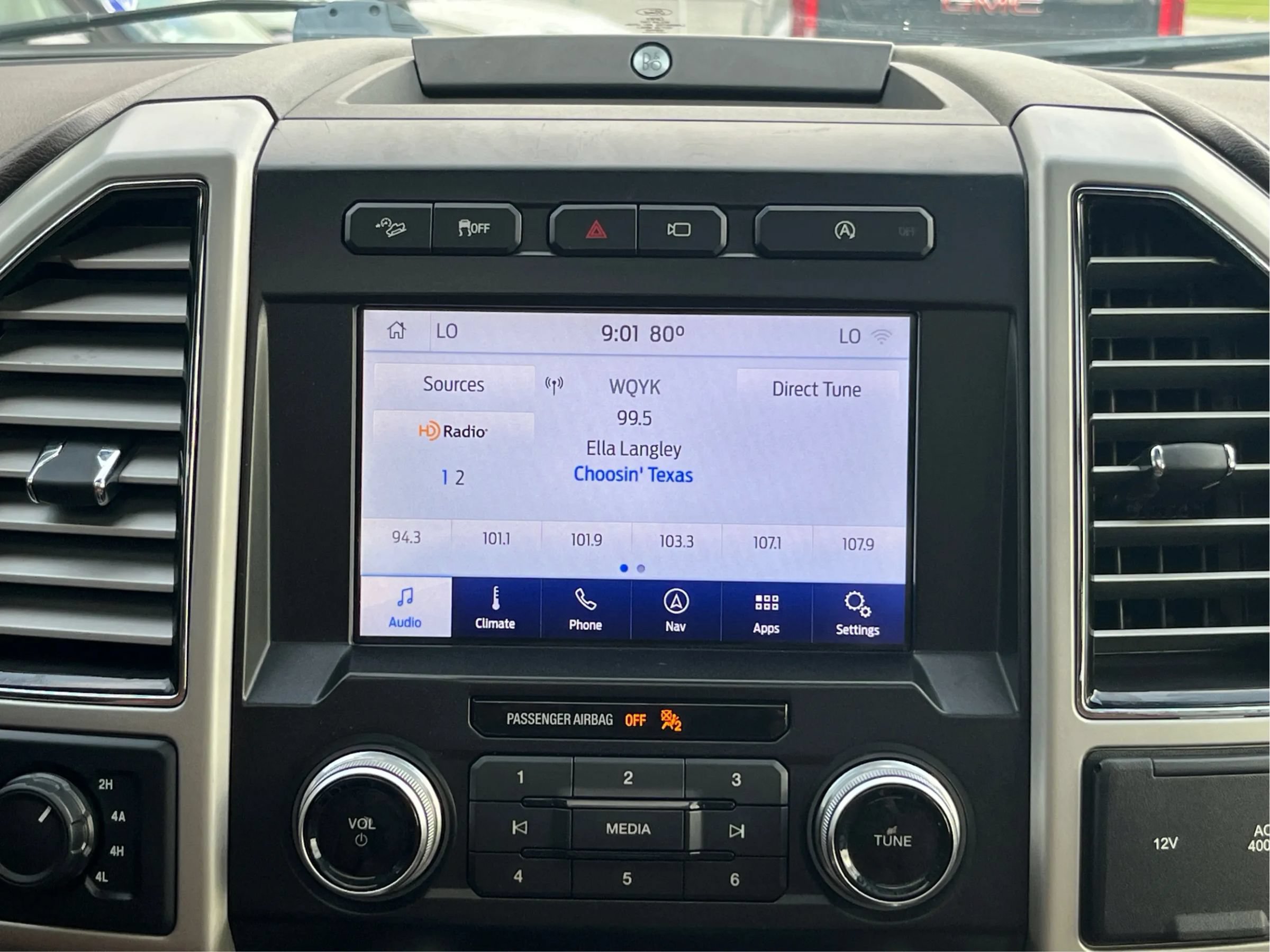 Used 2020 Ford F150 King Ranch w/ Equipment Group 601A Luxury AWD/4WD image 14