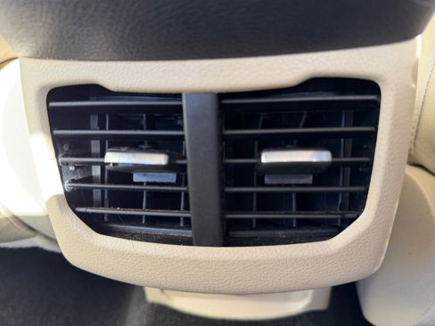 Used 2014 Ford Fusion SE image 32