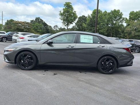 New 2026 Hyundai Elantra Sport FWD image 2