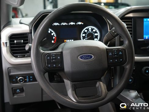 Used 2021 Ford F150 XLT image 23