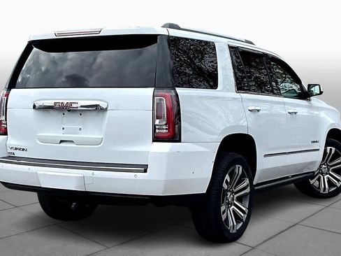 Used 2019 GMC Yukon Denali w/ Denali Ultimate Package image 12