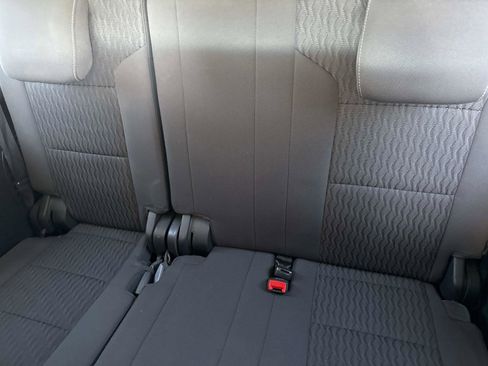 Used 2018 GMC Yukon SLE w/ Convenience Package image 15