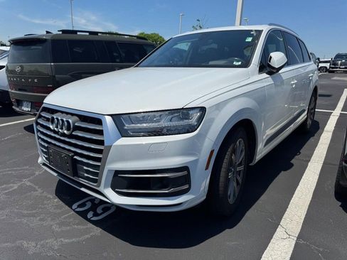 Used 2018 Audi Q7 3.0T Prestige AWD/4WD image 3