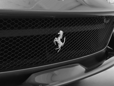Certified 2019 Ferrari 812 Superfast RWD image 10