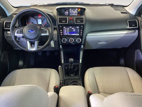 Used 2018 Subaru Forester 2.5i Premium w/ Protection Package #3A AWD/4WD image 10