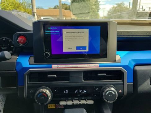 Used 2025 Toyota 4Runner TRD Off-Road image 11