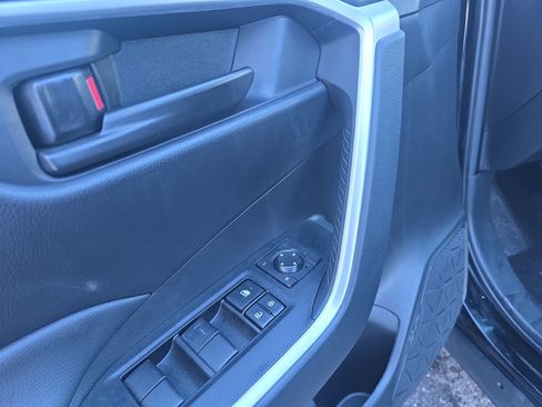 Used 2025 Toyota RAV4 LE image 16