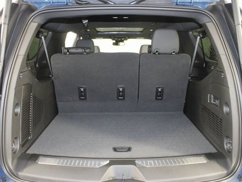 New 2026 GMC Yukon XL Denali w/ Sun & Power Step Package image 24