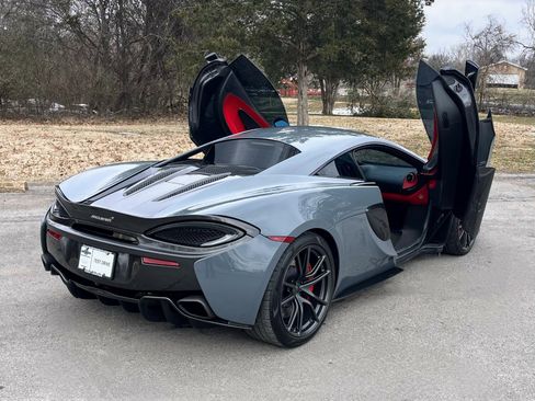 Used 2016 McLaren 570S Coupe image 3
