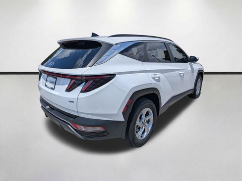 Used 2023 Hyundai Tucson SEL AWD/4WD image 4