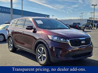 Used 2020 Kia Sorento LX V6 video 1