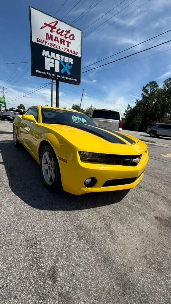 Used 2011 Chevrolet Camaro LT w/ Black Stripe Package RWD image 2