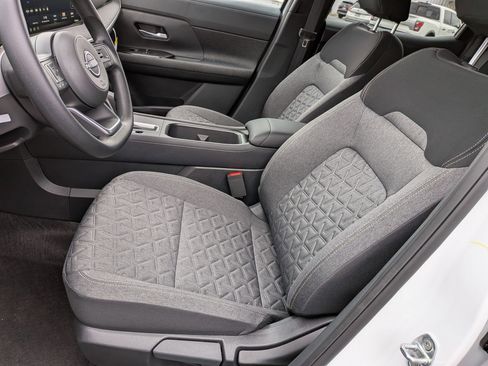 New 2026 Nissan Kicks SV w/ SV Premium Package FWD image 14