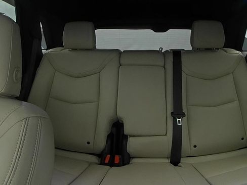 Used 2017 Cadillac XT5 FWD image 10