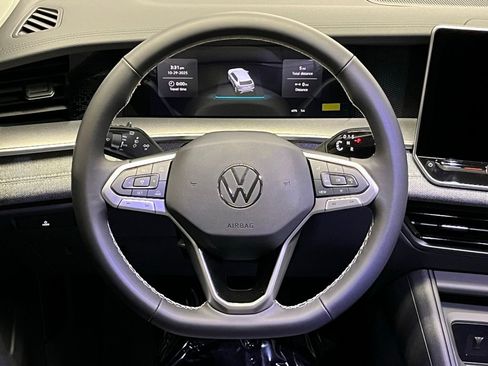 New 2026 Volkswagen Tiguan S image 9