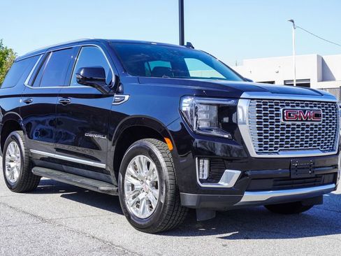 Used 2023 GMC Yukon Denali image 5