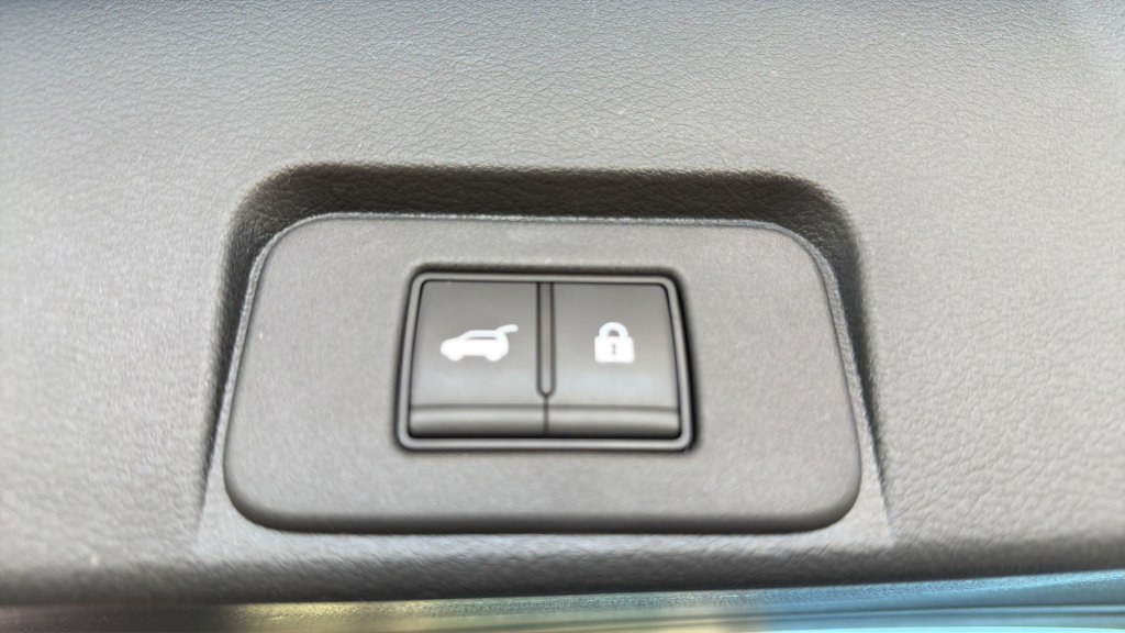 Used 2023 Nissan Rogue SV w/ SV Premium B Package AWD/4WD image 10