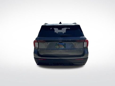 Used 2026 Ford Explorer ST-Line w/ ST-Line Street Pack RWD image 7