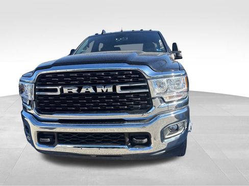 Used 2024 RAM 3500 Big Horn image 3