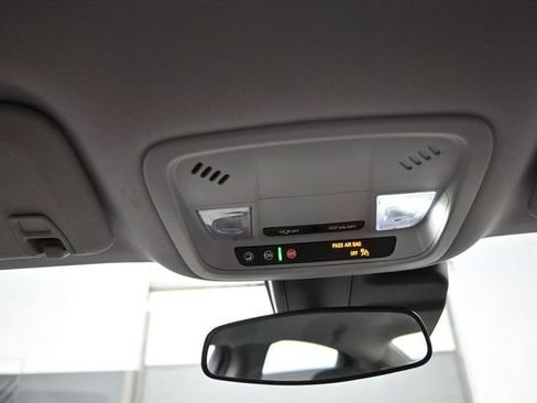 Used 2025 Chevrolet Malibu LT FWD image 12