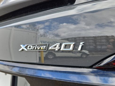 Used 2026 BMW X7 xDrive40i w/ M Sport Package image 32