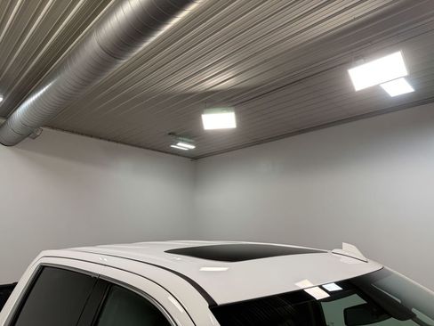 Used 2021 GMC Sierra 1500 SLT image 46