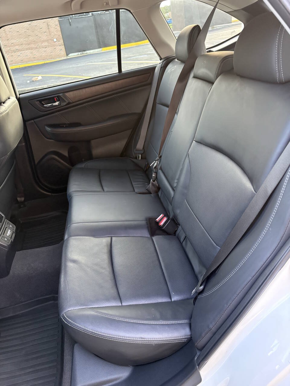 Used 2018 Subaru Outback 2.5i Limited AWD/4WD image 14