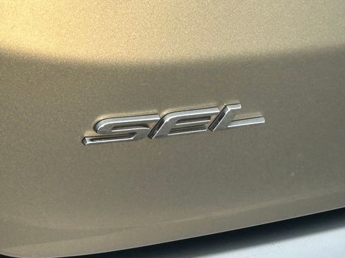 Certified 2022 Ford Edge SEL image 22