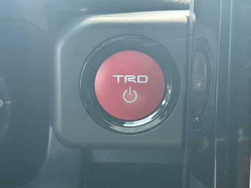 Used 2025 Toyota Tacoma TRD Pro AWD/4WD image 17