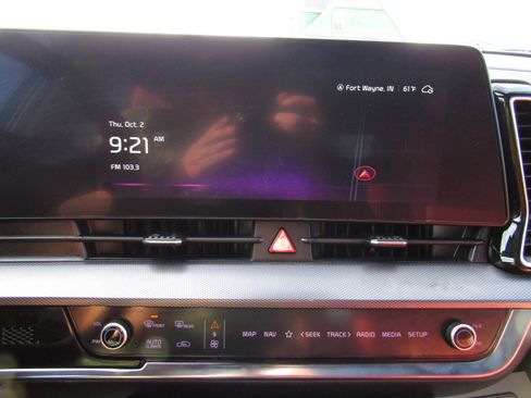 Used 2023 Kia Sportage SX image 14