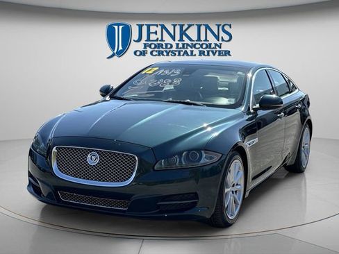 Used 2012 Jaguar XJ image 3