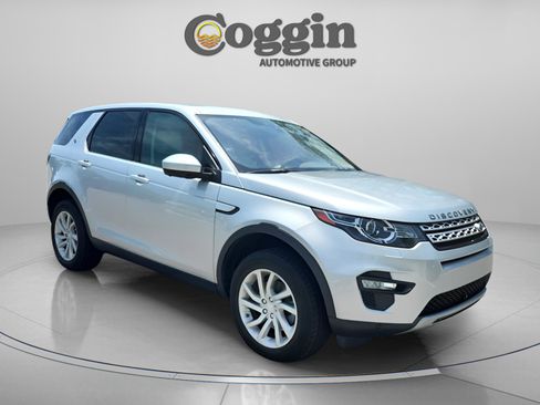 Used 2017 Land Rover Discovery Sport HSE AWD/4WD image 7