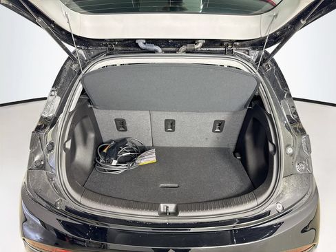 Used 2023 Chevrolet Bolt LT w/ Infotainment Package FWD image 23