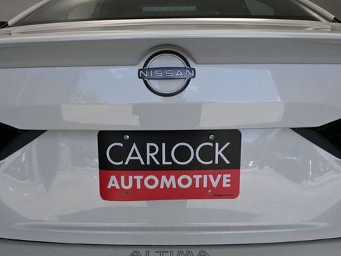 Used 2025 Nissan Altima 2.5 SR w/ SR Premium Package AWD/4WD image 14