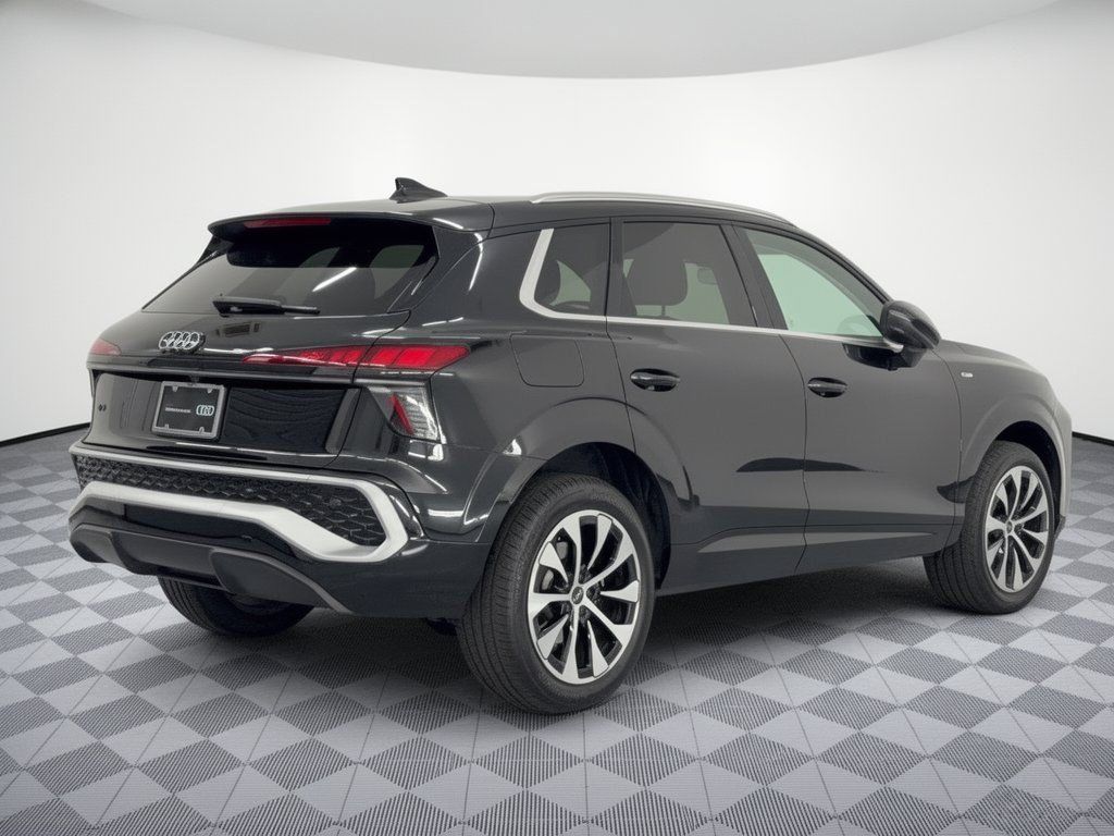 Used 2026 Audi Q3 quattro 2.0T AWD/4WD image 9