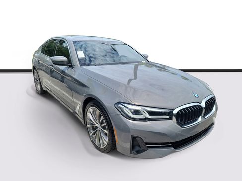 Used 2022 BMW 530i w/ Premium Package RWD image 1