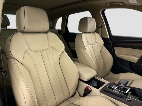 Used 2025 Audi Q5 2.0T Premium Plus w/ Premium Plus Package image 14