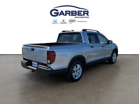 Used 2017 Honda Ridgeline RT image 10