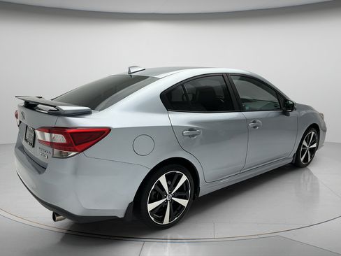 Used 2018 Subaru Impreza 2.0i Sport w/ Popular Package #1 AWD/4WD image 5