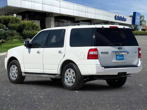 Used 2011 Ford Expedition XLT image 7