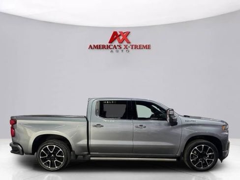 Used 2021 Chevrolet Silverado 1500 High Country w/ Technology Package AWD/4WD image 8