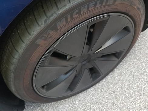 Used 2025 Tesla Model 3 Long Range RWD image 19