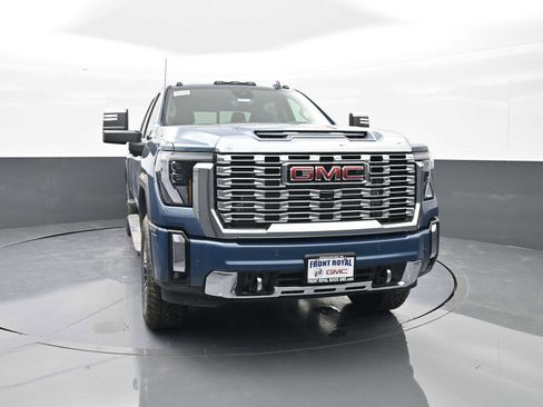 New 2025 GMC Sierra 2500 Denali w/ Denali Reserve Package image 2