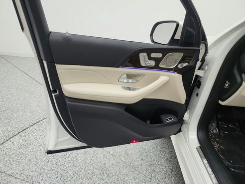 Used 2024 Mercedes-Benz GLE 450 4MATIC image 15
