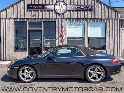 Used 2005 Porsche 911 Carrera RWD image 2