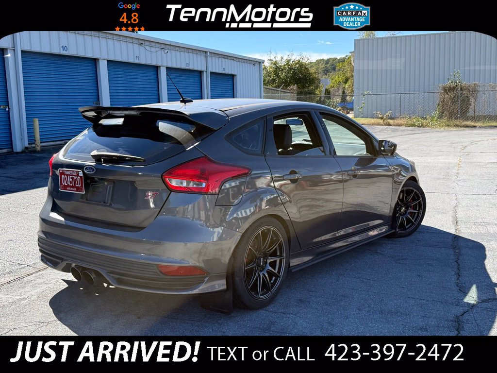 Used 2015 Ford Focus ST w/ Equipment Group 401A FWD image 5