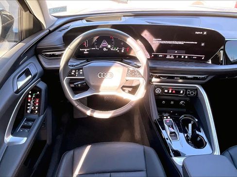 Used 2025 Audi Q5 Premium Plus w/ Premium Plus image 5